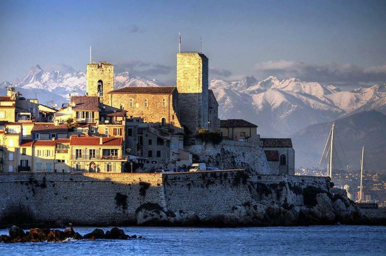 Glamorgan * Antibes